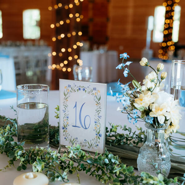 Table number with string lights