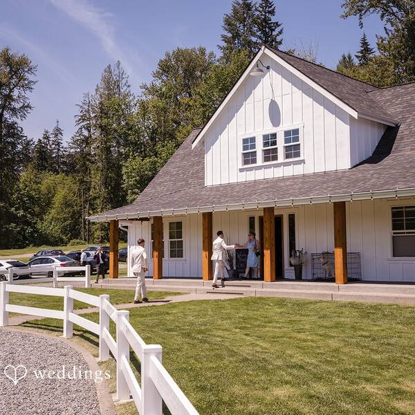 Bridal cottage porch